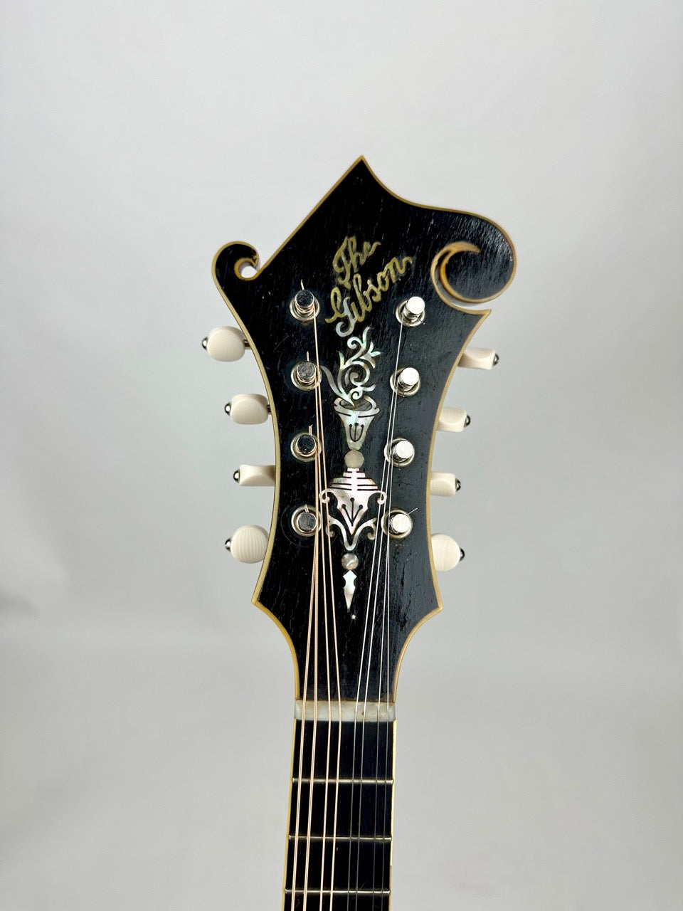 1918 Gibson F4