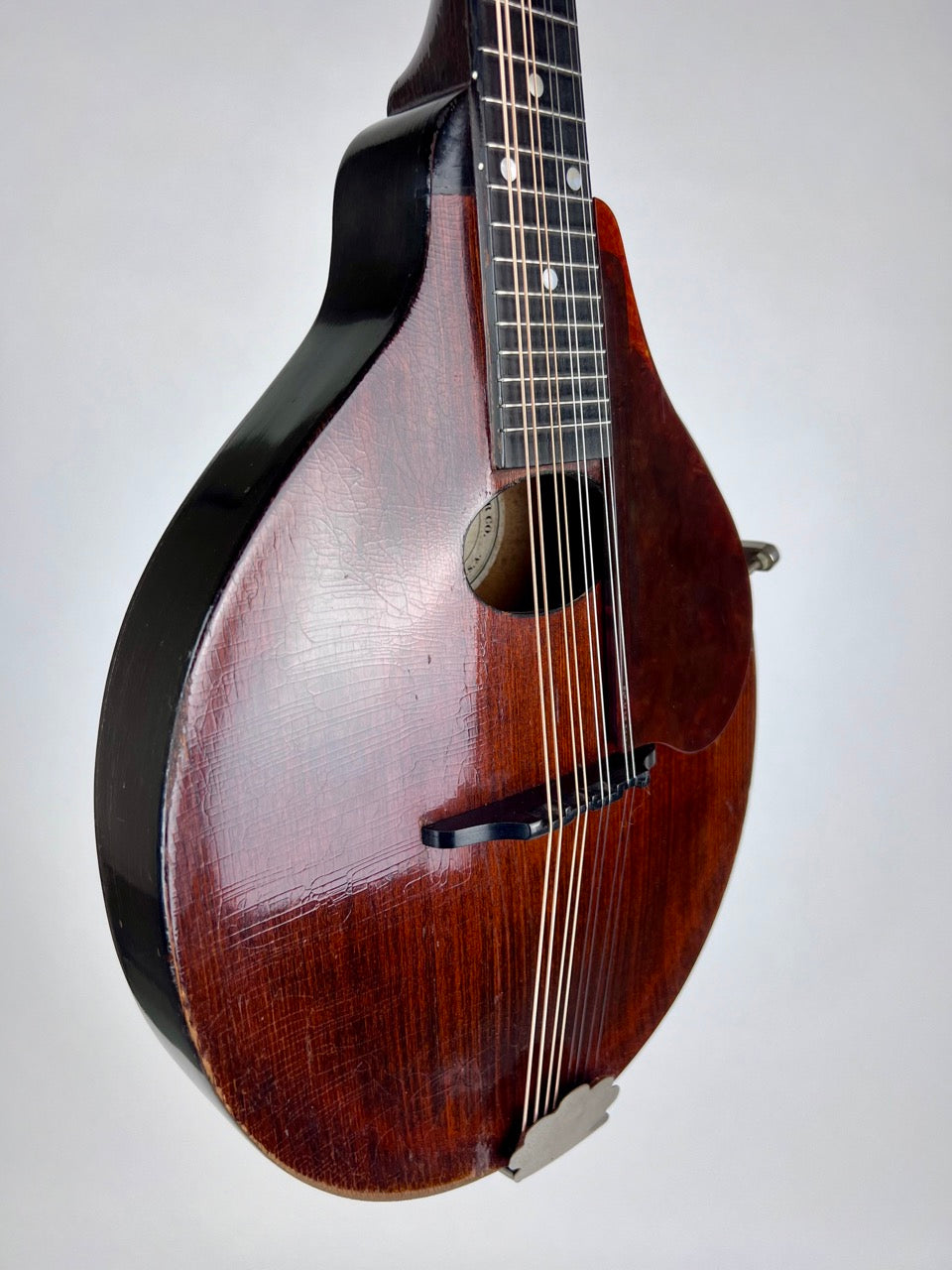 1926 Gibson A-JR mandolin