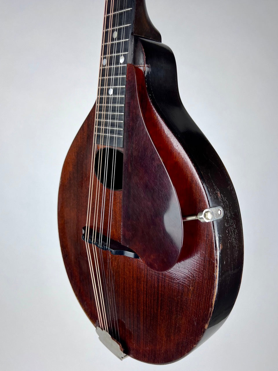 1926 Gibson A-JR mandolin