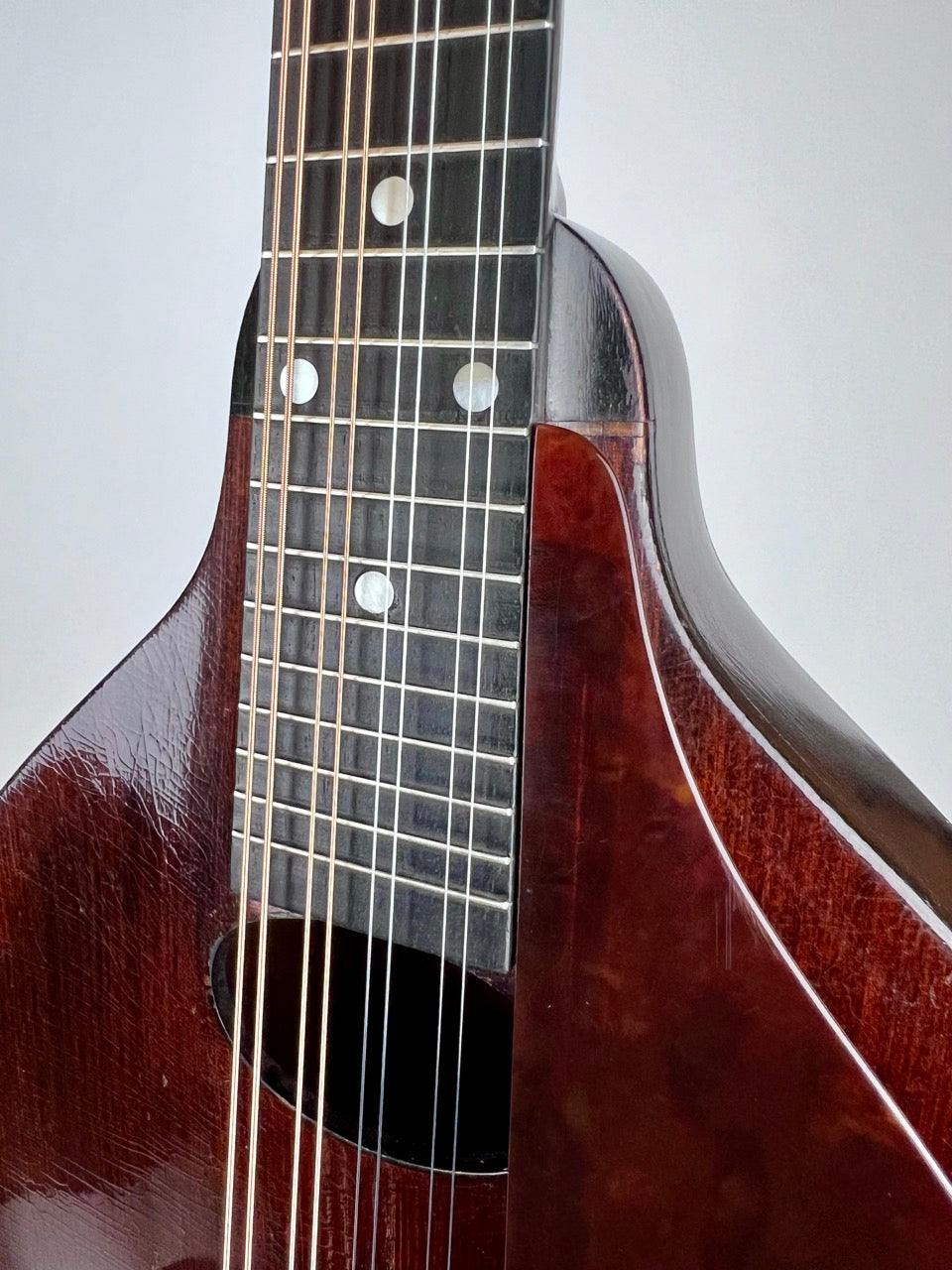 1926 Gibson A-JR mandolin