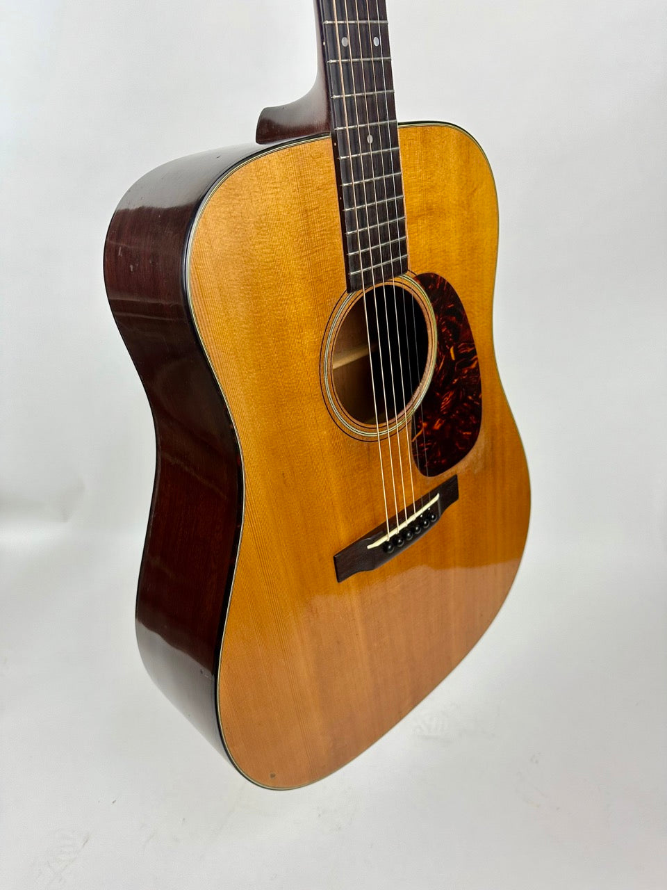 1962 Martin D-18
