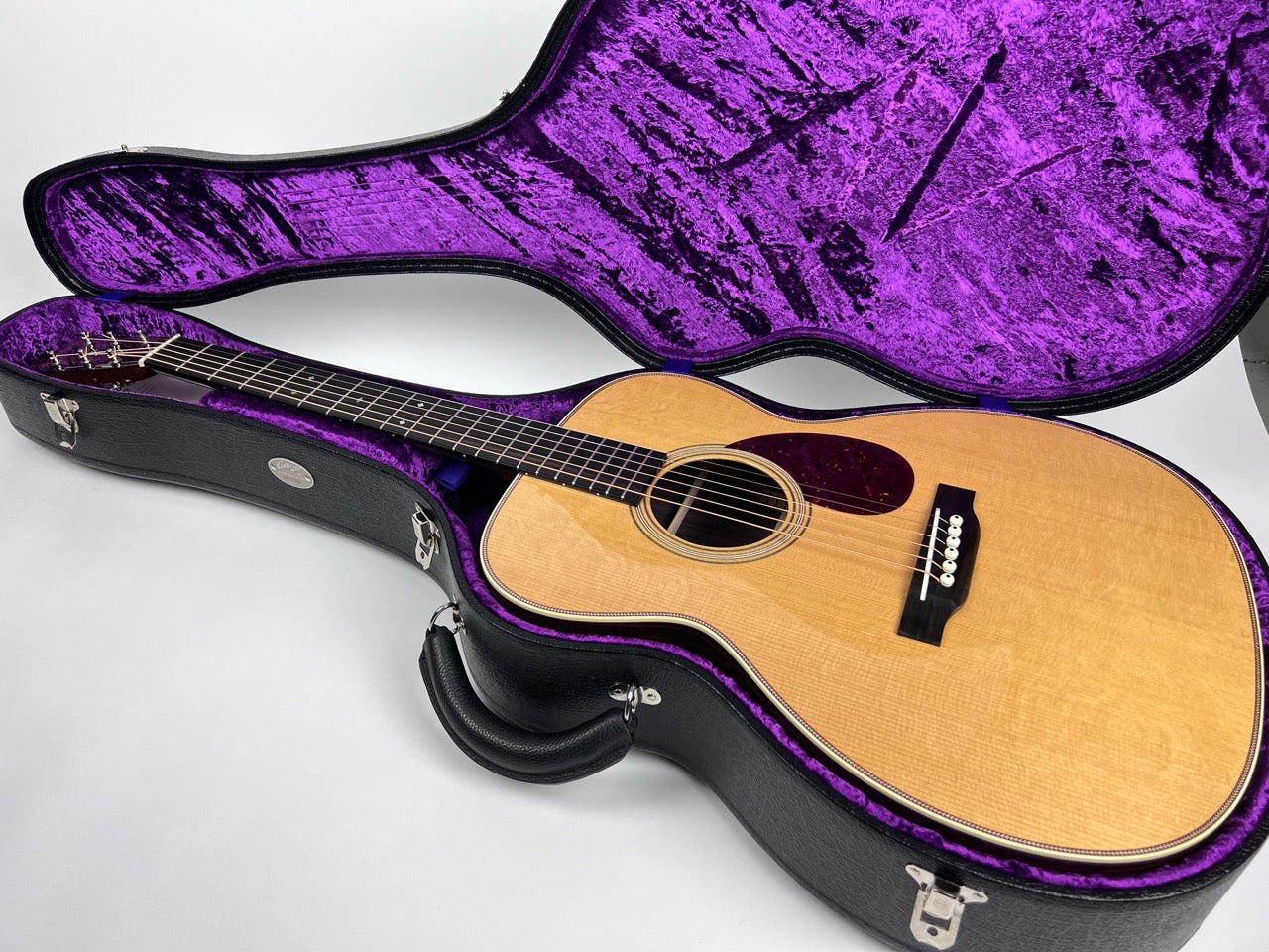 2021 Collings OM2H AT Torrified w/Trad Case