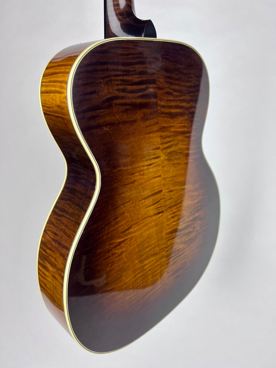 2021 Northfield Archtop Octave Mandolin (Maple)