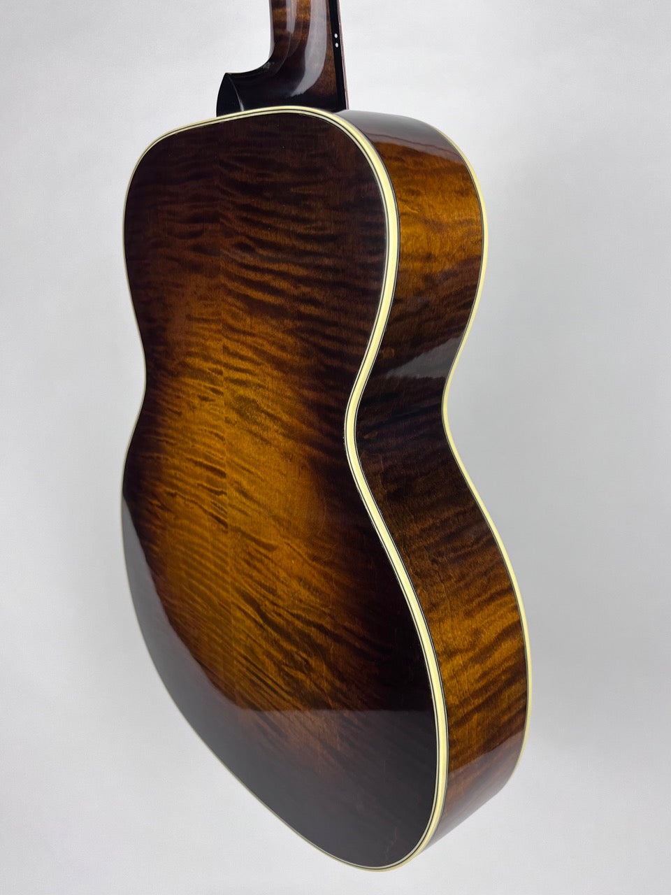 2021 Northfield Archtop Octave Mandolin (Maple)