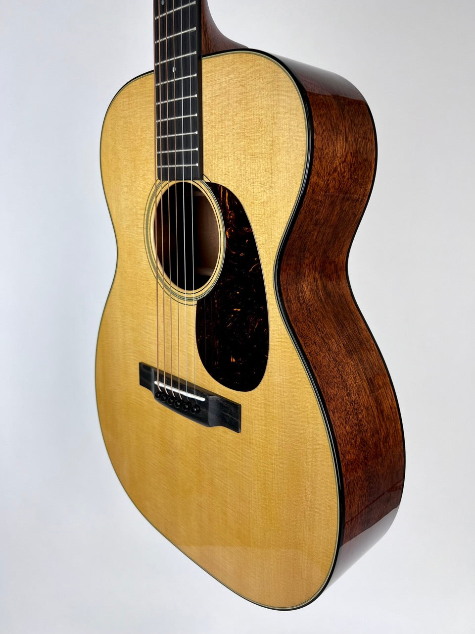 2022 Martin 00-18