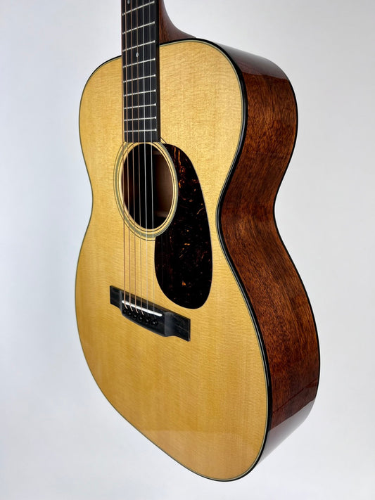 2022 Martin 00-18