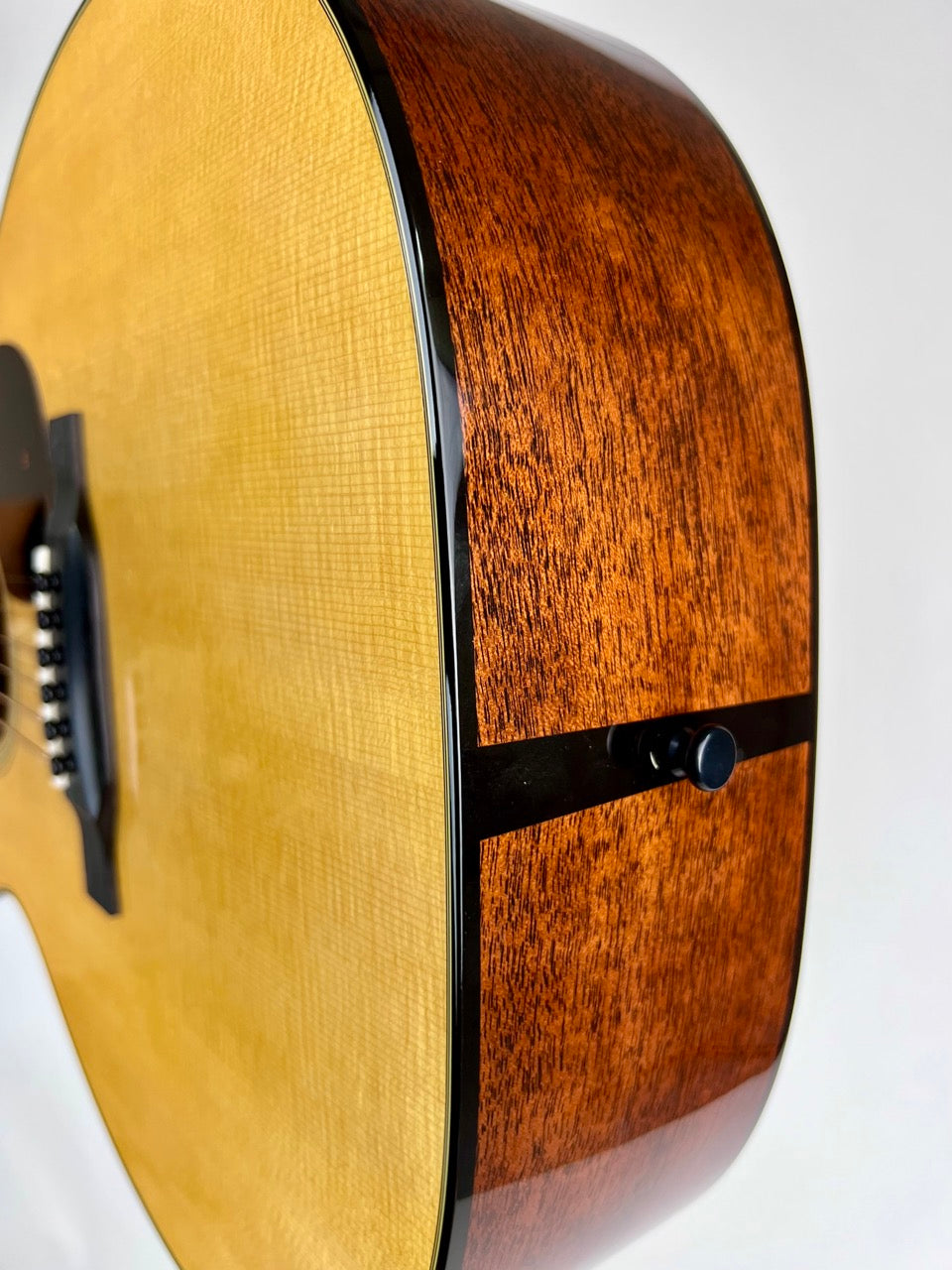 2022 Martin 00-18
