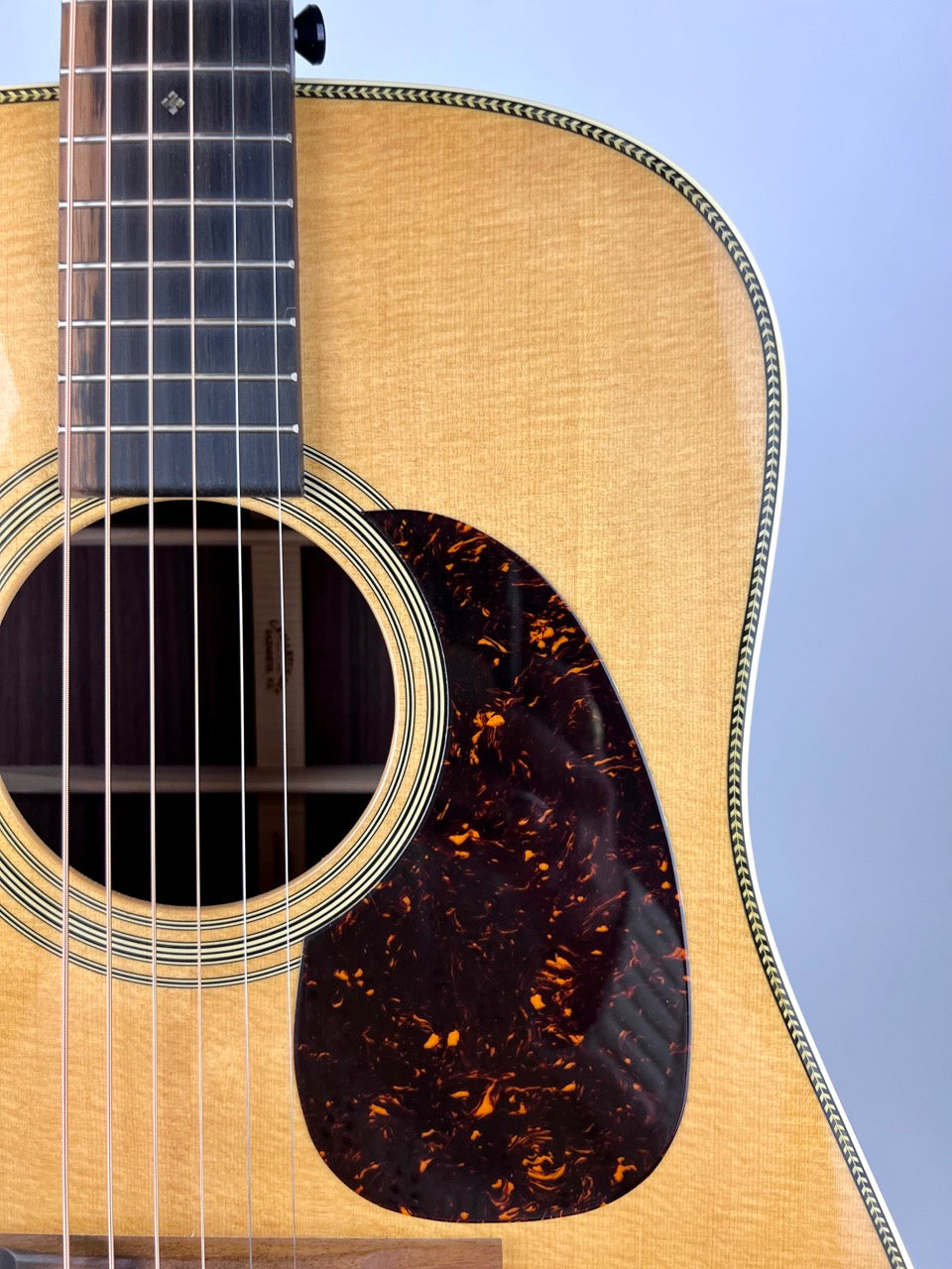 2022 Martin HD-28 Guitar