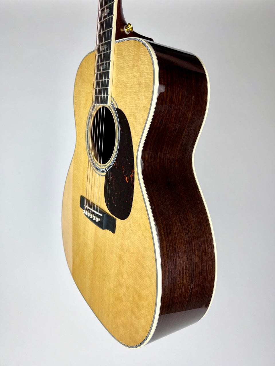 2022 Martin J-40