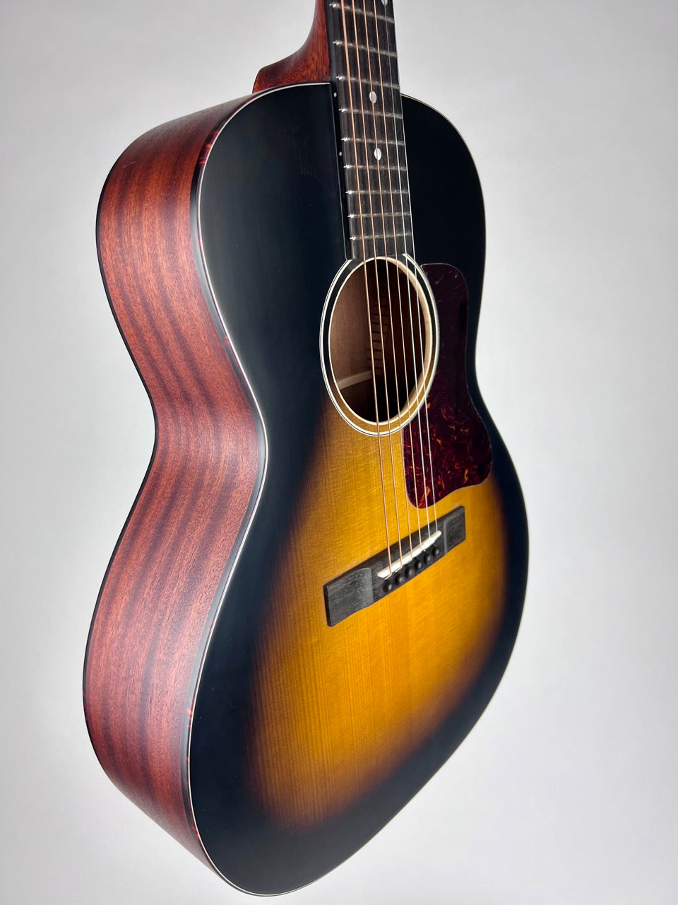 Estman E1-00-SS-SB Guitar