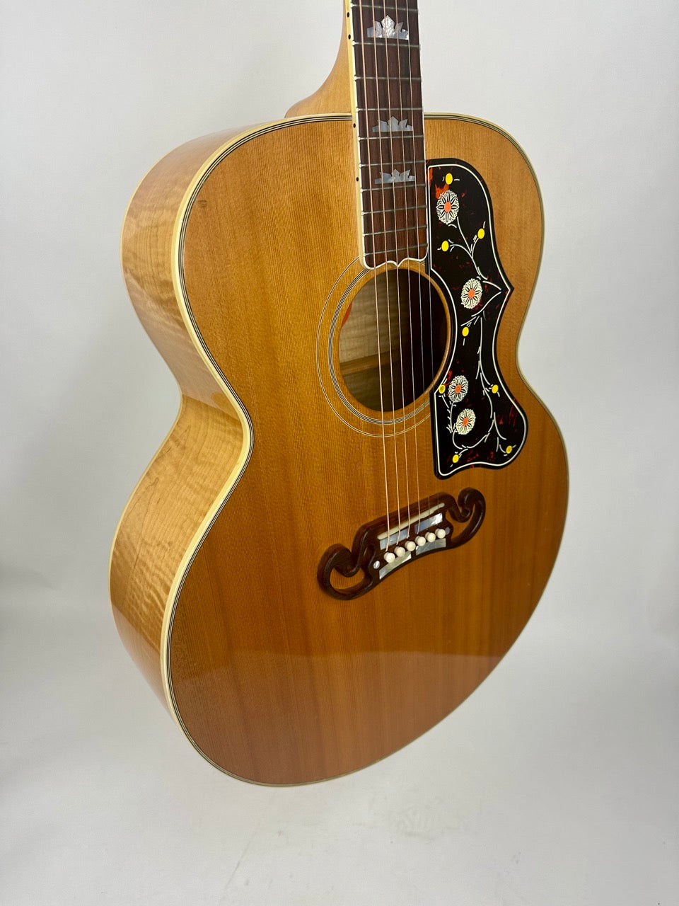2001 Gibson SJ-200