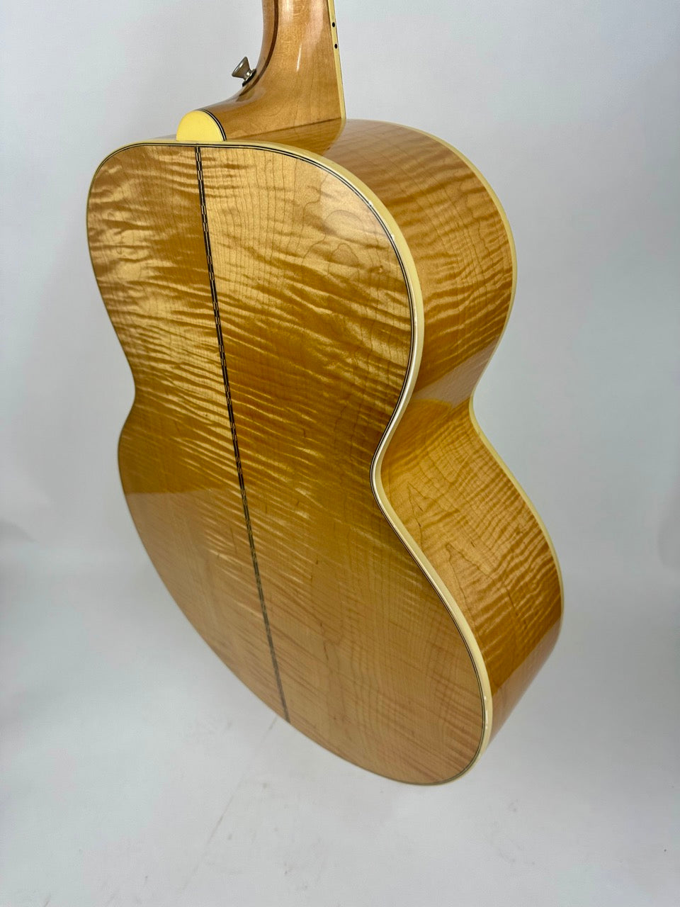 2001 Gibson SJ-200