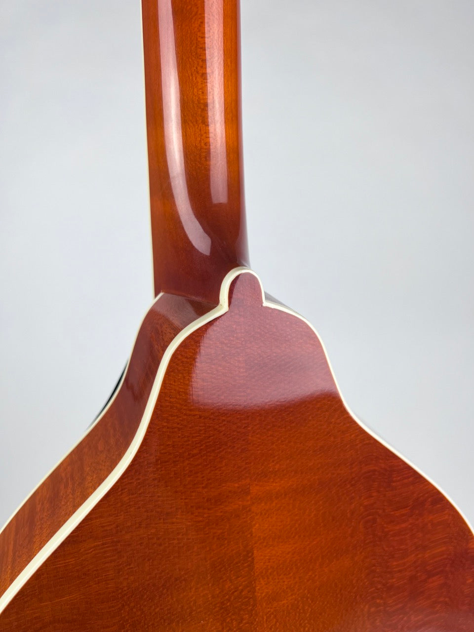 Kentucky KM-272 Mandolin