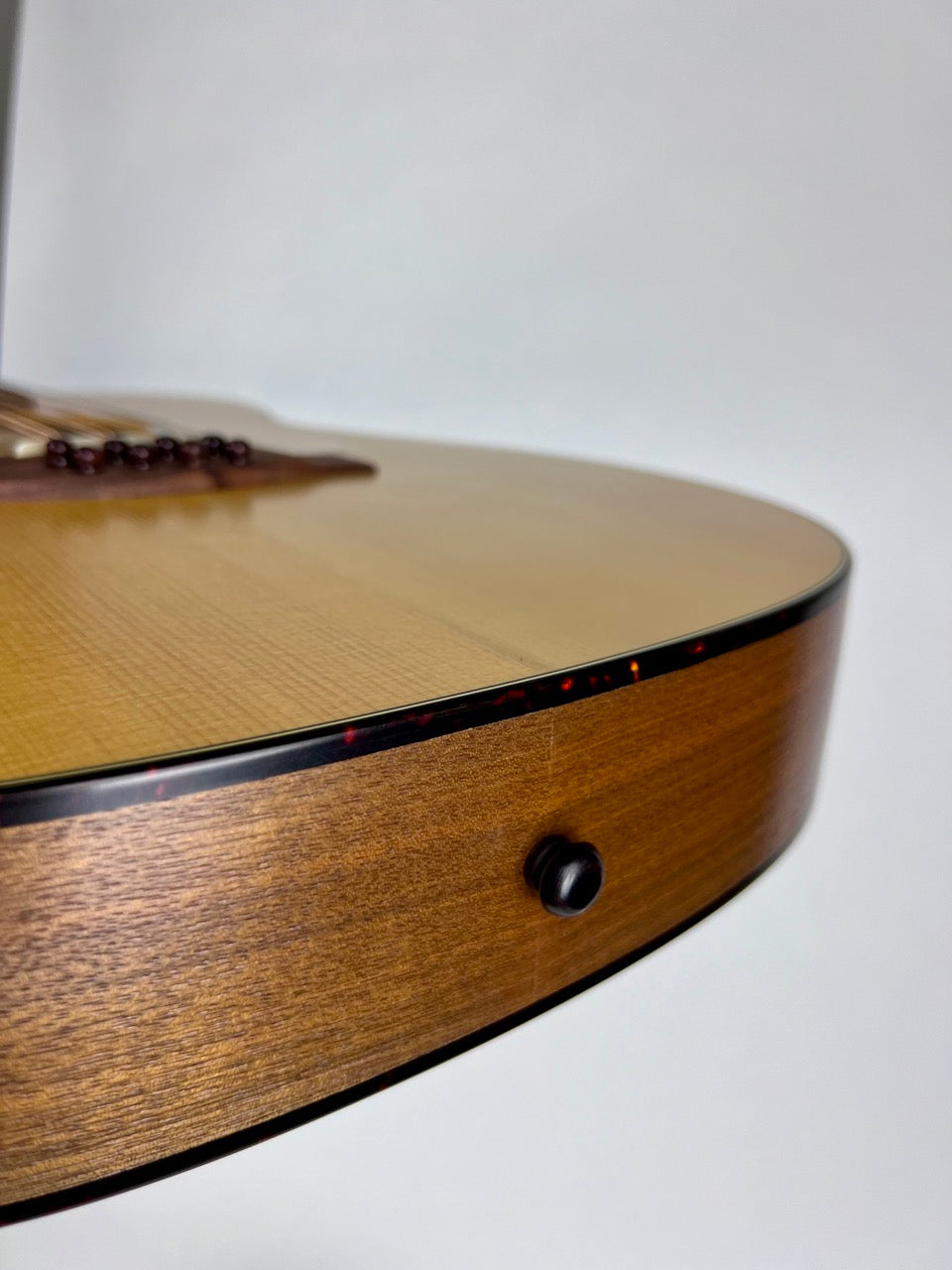 Northfield Flat Top Octave - Italian Spruce/ Black Walnut