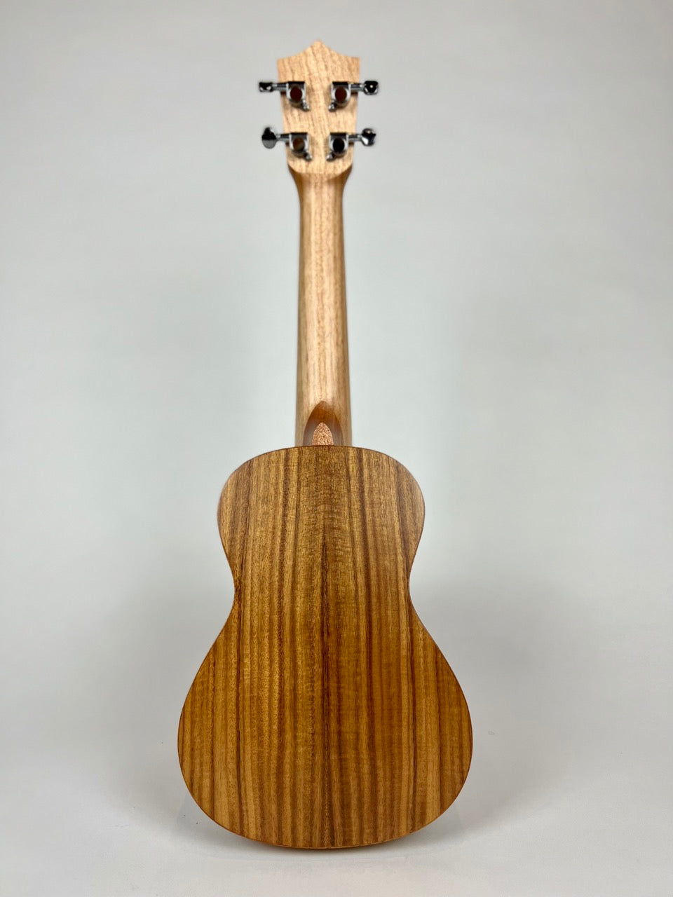 Amahi Classic Koa UK660C Concert Ukulele