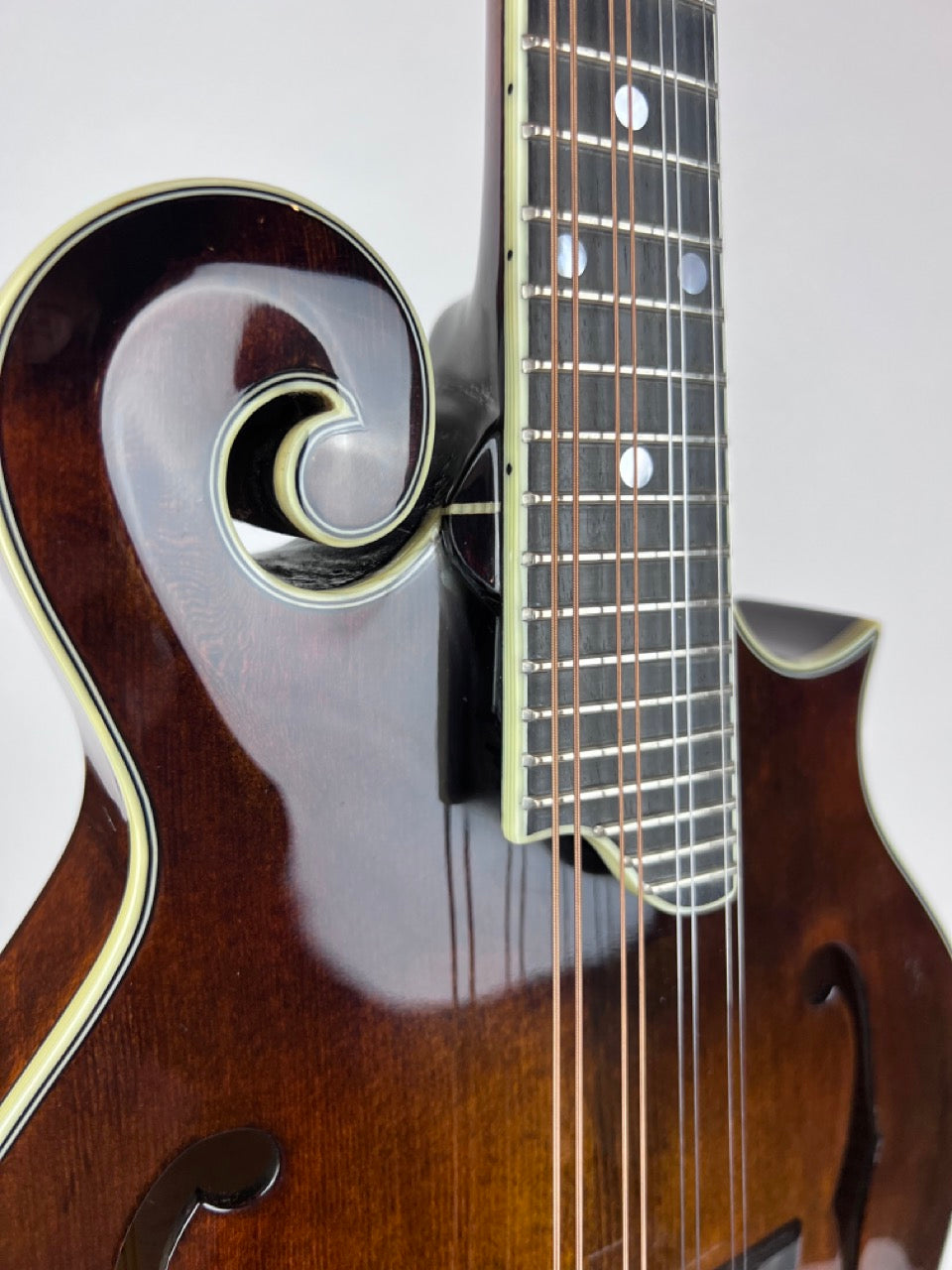 Eastman MD515 F Style Mandolin Classic Finish