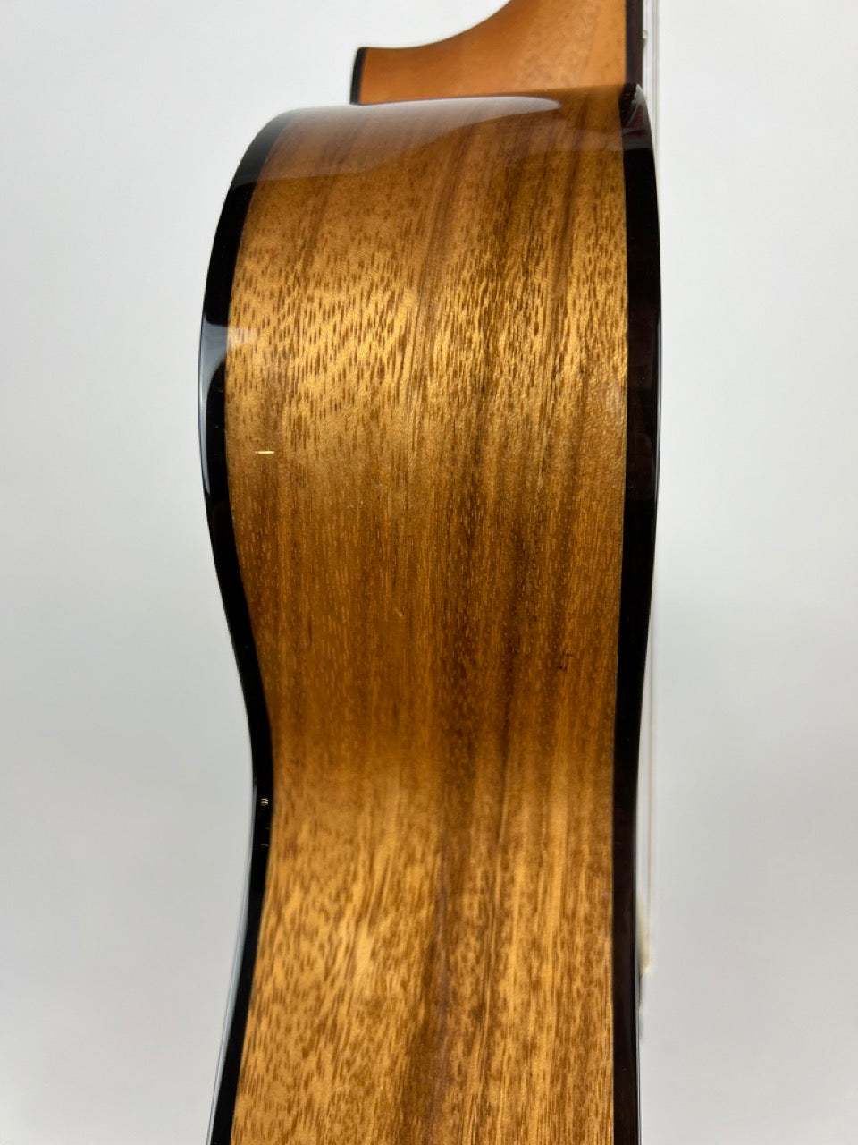 2019 Pono BN4-1 Tenor Guitar (Cedar/Acacia)