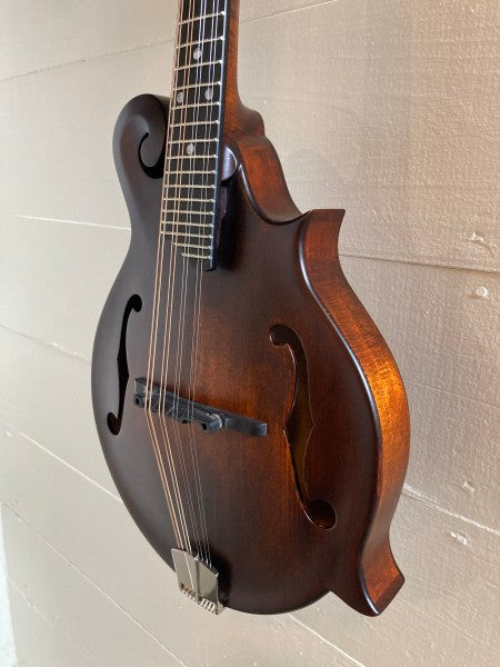 Eastman MD515CC/N Contoured Sides