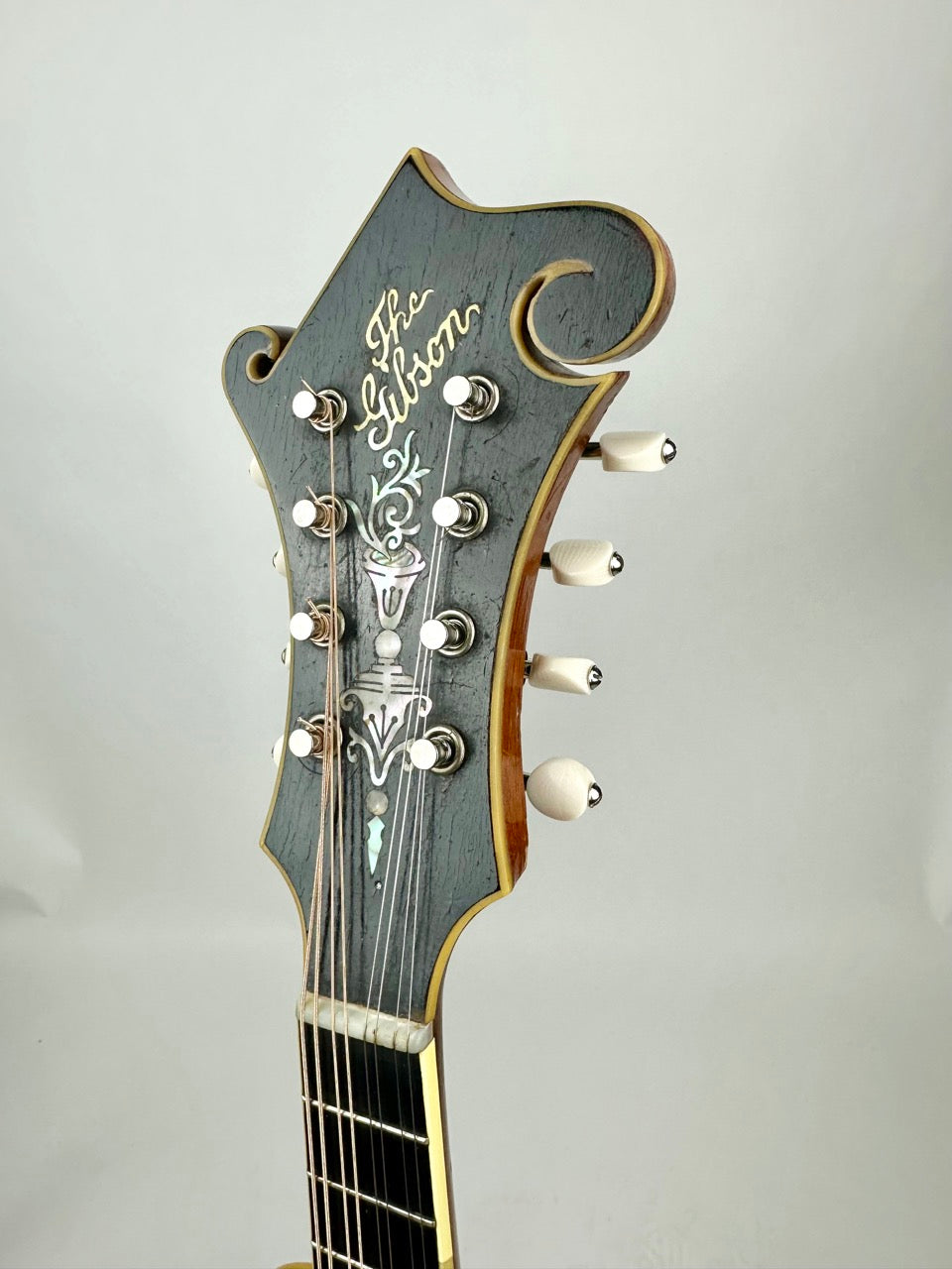 1918 Gibson F4