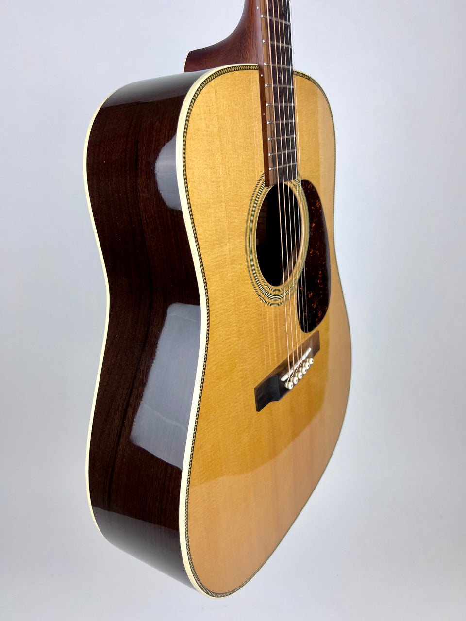 2022 Martin HD-28 Guitar