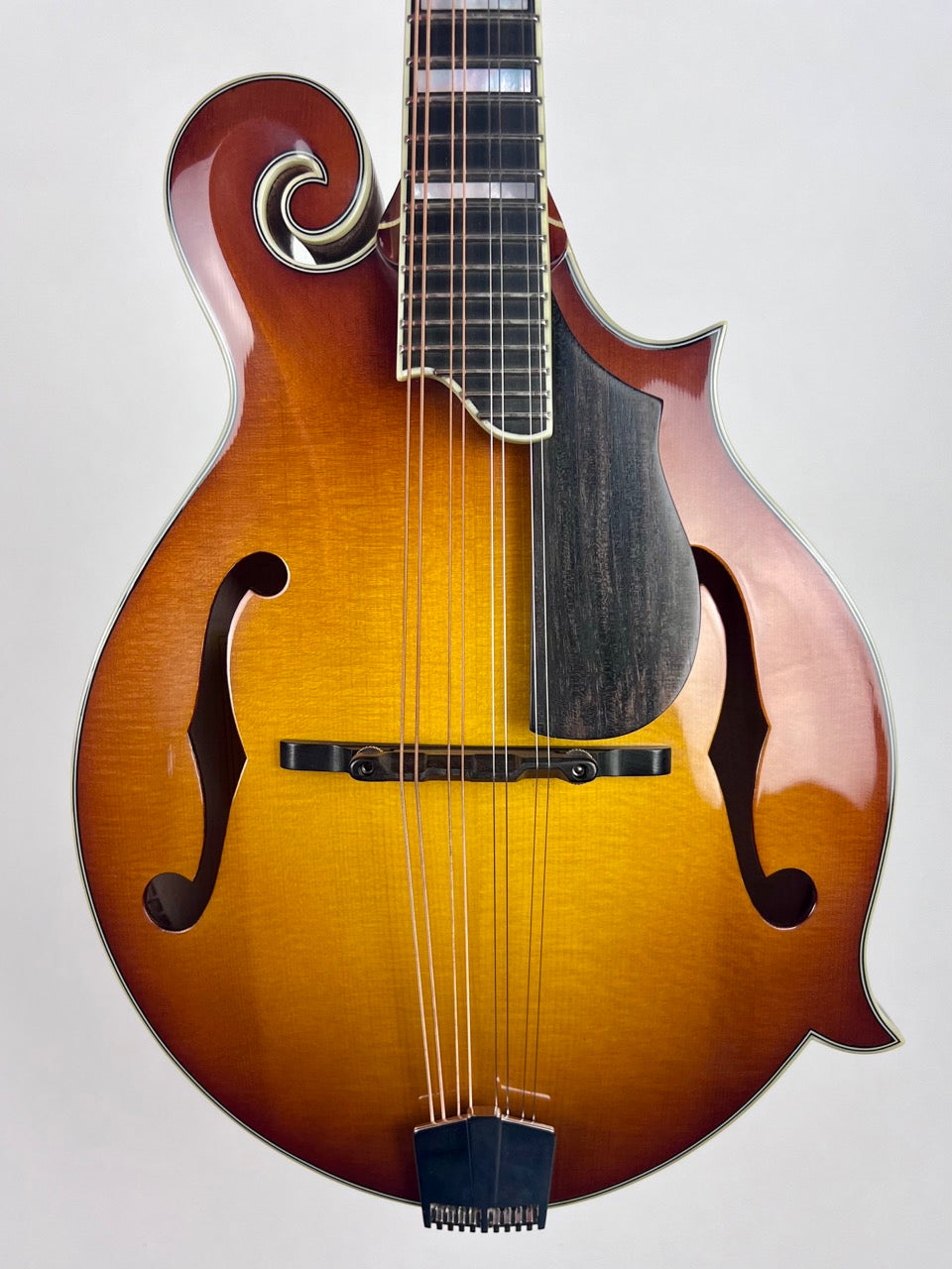 Eastman MD615 Gold Burst Mandolin