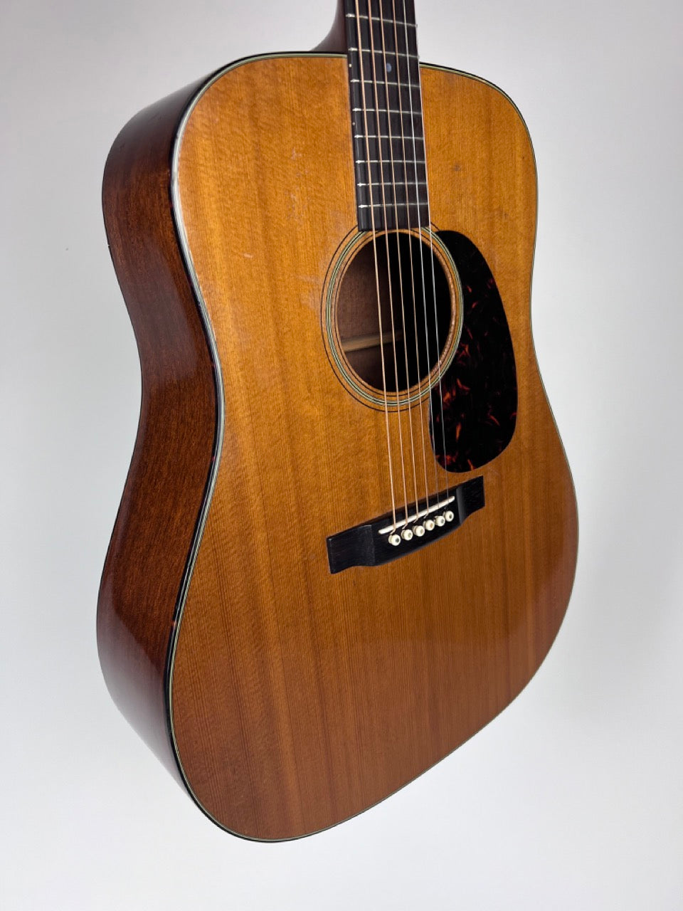 1965 Martin D-18