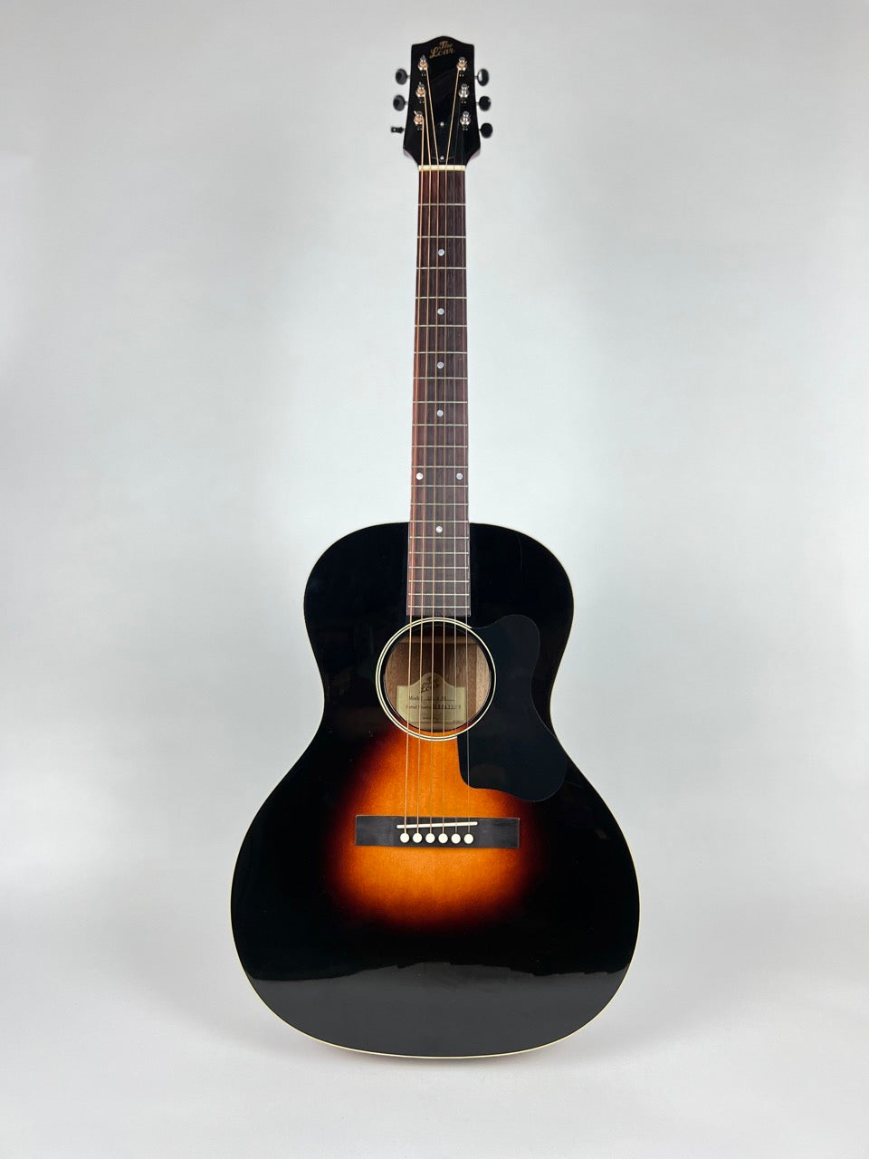 The Loar L018VS Guitar